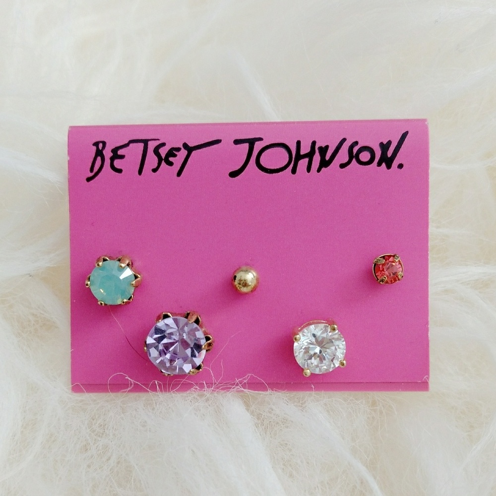 NWT betsey johnson mix & match studs